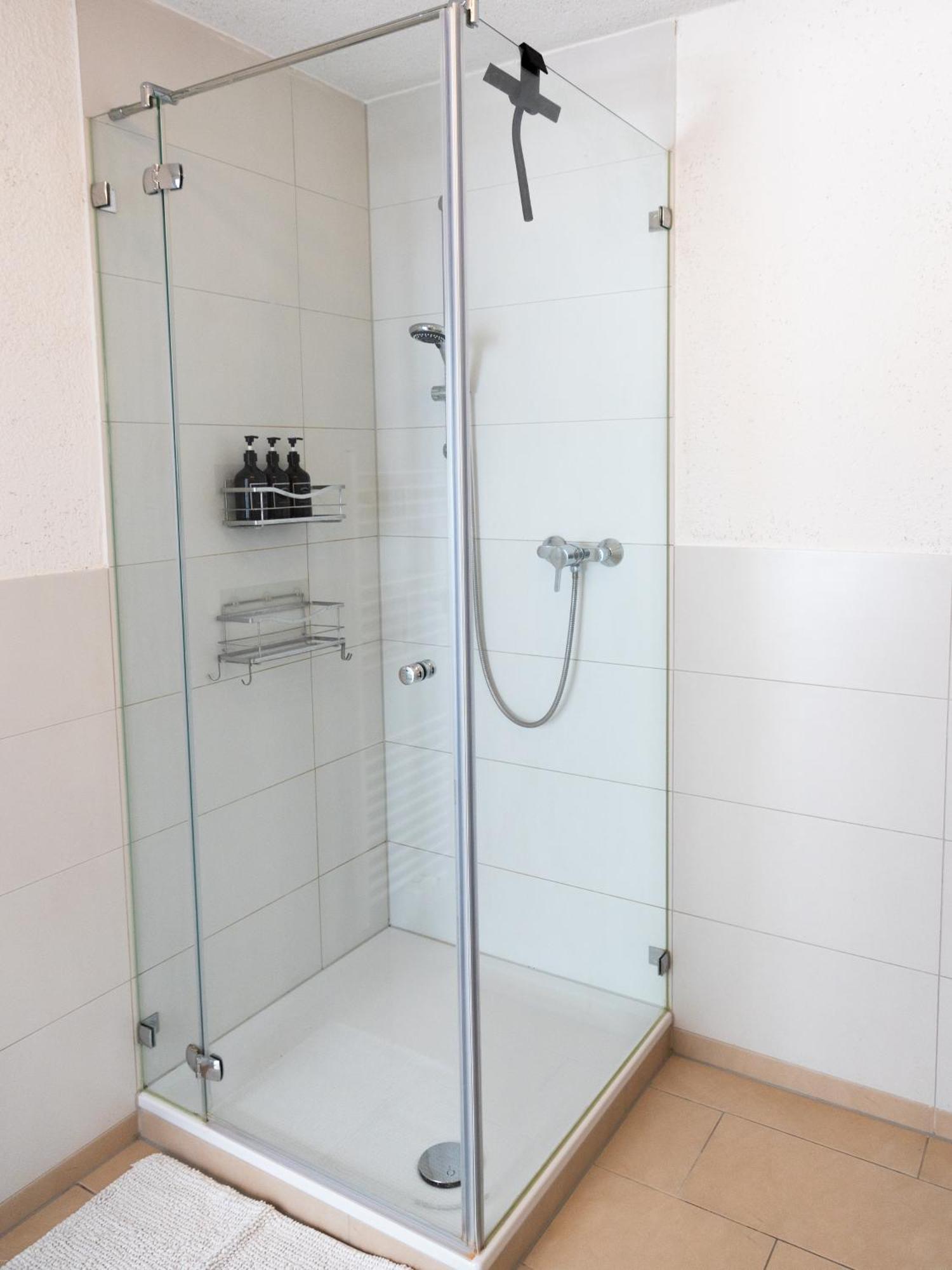 Designer Loft Center, Secured Parking, Cozy Apartment, Nuerburgring Apartment *