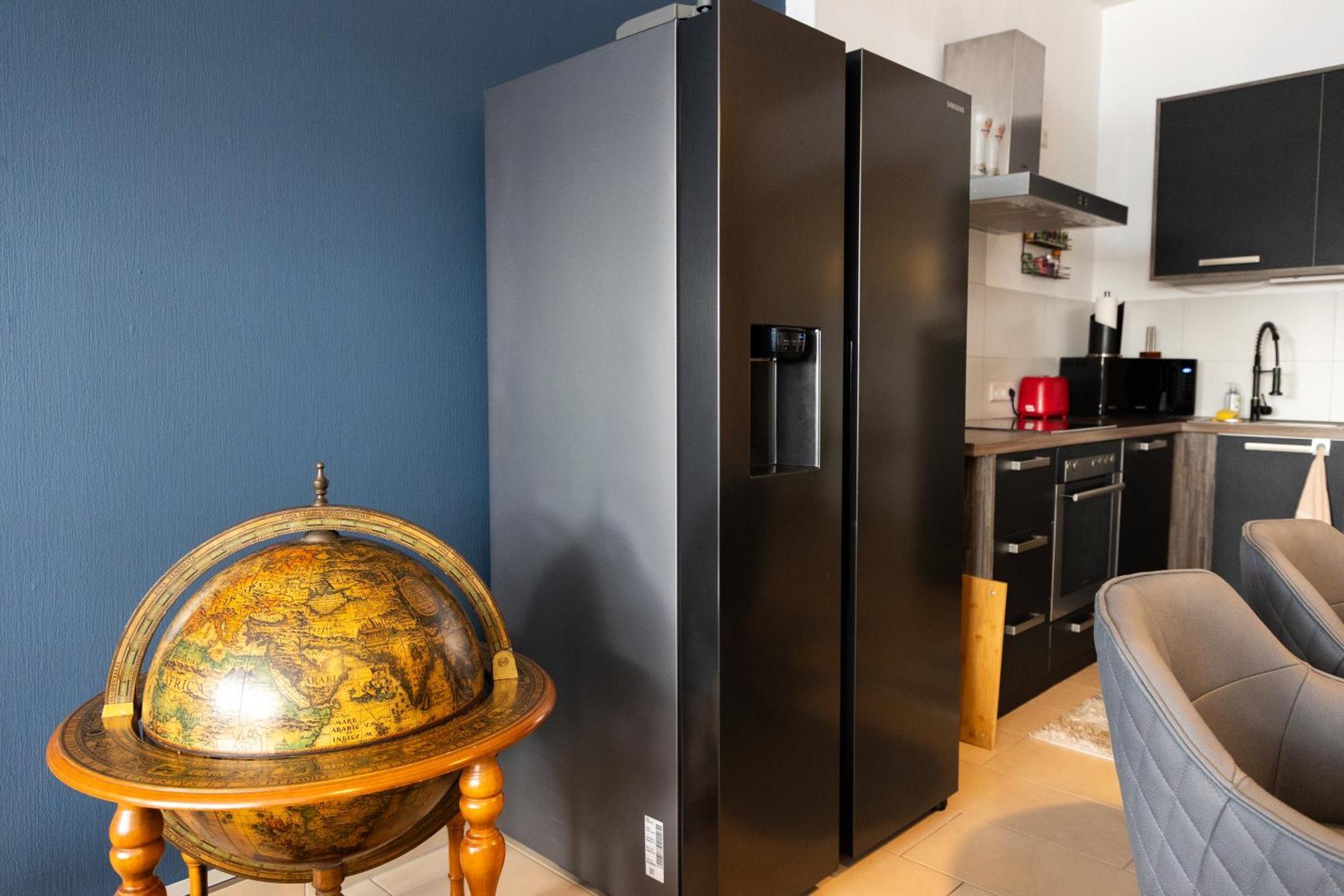 Designer Loft Center, Secured Parking, Cozy Apartment, Nuerburgring Apartment *